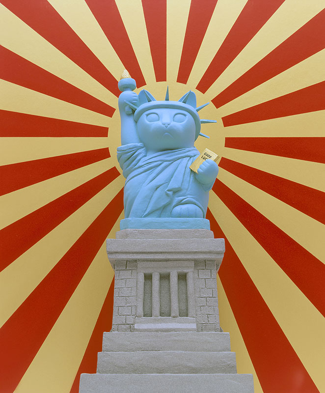 自由の女神猫イラスト 朝日を背景にしたニューヨークの自由の女神猫